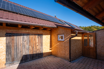 Prodej domu 120 m², Březůvky