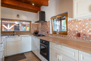 Prodej domu 120 m², Březůvky