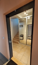 Vstup do bytu - Pronájem bytu 1+kk v osobním vlastnictví 56 m², Praha 9 - Vysočany