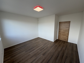 Pronájem domu 114 m², Praha 9 - Hostavice