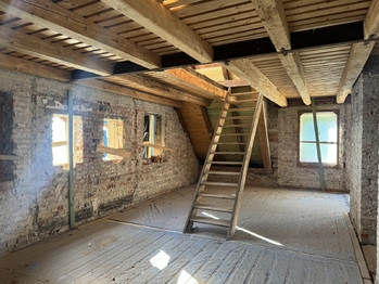 Prodej ubytovacího zařízení 1000 m², Třinec