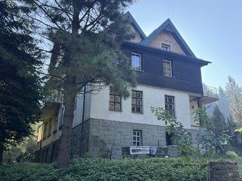 Prodej ubytovacího zařízení 1000 m², Třinec