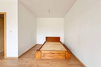 Pronájem kancelářských prostor 100 m², Praha 5 - Hlubočepy