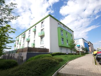 Pronájem bytu 1+kk v osobním vlastnictví 40 m², Jesenice