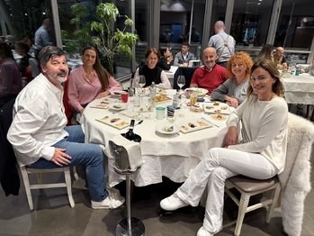 Večeře s našimi klienty  - Prodej bytu 2+kk v osobním vlastnictví 67 m², Montesilvano