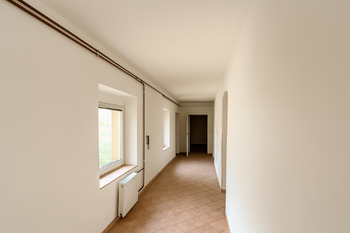 Pronájem domu 200 m², Slaný