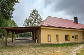 Pronájem domu 200 m², Slaný