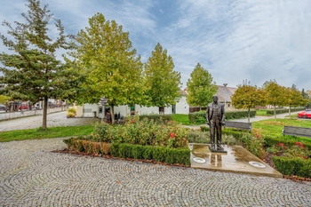 Pronájem obchodních prostor 69 m², Praha 9 - Běchovice