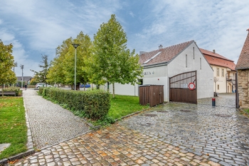 Pronájem obchodních prostor 69 m², Praha 9 - Běchovice