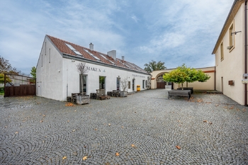 Pronájem obchodních prostor 69 m², Praha 9 - Běchovice