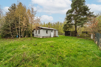 Prodej pozemku 1678 m², Praha 9 - Klánovice