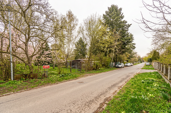 Prodej pozemku 1678 m², Praha 9 - Klánovice