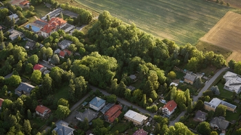 Prodej pozemku 1678 m², Praha 9 - Klánovice