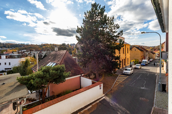 Prodej bytu 1+kk v osobním vlastnictví 20 m², Praha 5 - Hlubočepy