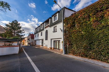 Prodej bytu 1+kk v osobním vlastnictví 20 m², Praha 5 - Hlubočepy