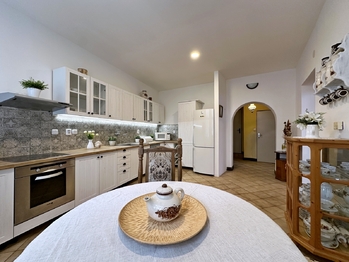 Prodej domu 165 m², Dolní Bukovsko