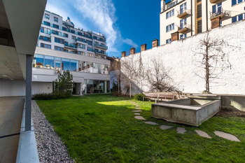 Pronájem bytu 2+kk v osobním vlastnictví 50 m², Praha 7 - Holešovice