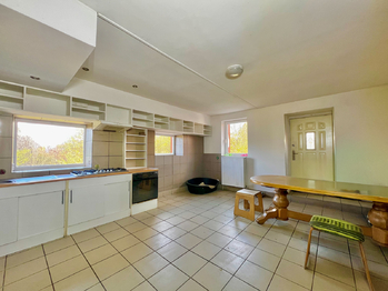 Prodej domu 371 m², Višňová