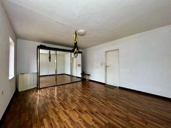 Prodej domu 371 m², Višňová