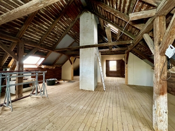 Prodej domu 371 m², Višňová