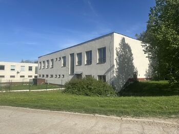 Pronájem skladovacích prostor 325 m², Brankovice