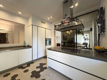 Prodej bytu 5+kk v osobním vlastnictví 194 m², Pescara