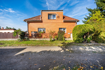 Prodej domu 160 m², Tišice