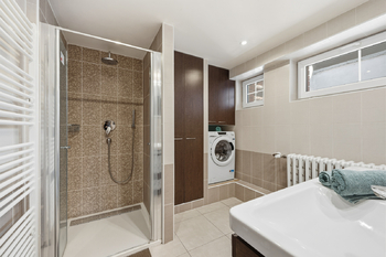 Prodej domu 160 m², Tišice