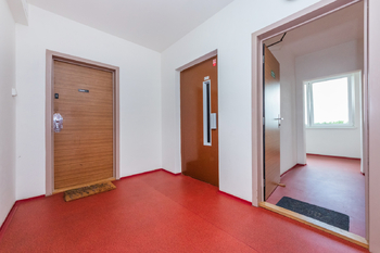 Pronájem bytu 1+1, Praha ul. Hekrova - Pronájem bytu 1+1 v osobním vlastnictví 31 m², Praha 4 - Háje