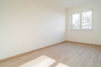 ilustrativní fotografie z II. etapa výstavby - Prodej bytu 5+kk v osobním vlastnictví 165 m², Buštěhrad