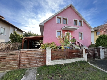 Prodej domu 220 m², Libice nad Cidlinou