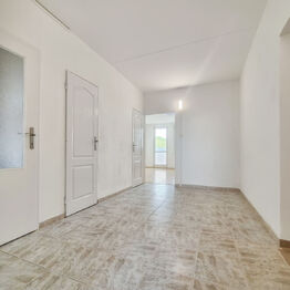 Pronájem bytu 3+1 v osobním vlastnictví 77 m², Praha 8 - Bohnice