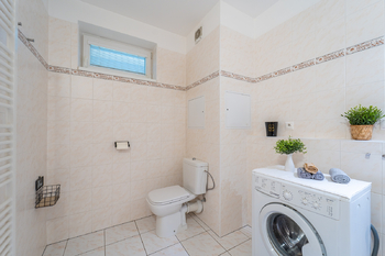 Prodej bytu 2+kk v osobním vlastnictví 69 m², Praha 9 - Černý Most