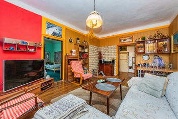 Obývací pokoj - Prodej nájemního domu 232 m², Mnichovo Hradiště