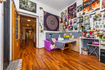 Dětský pokoj - Prodej nájemního domu 232 m², Mnichovo Hradiště