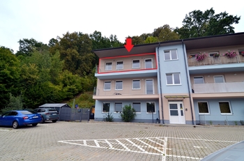 umístění bytu v domě - Prodej bytu 4+kk v osobním vlastnictví 126 m², Český Krumlov