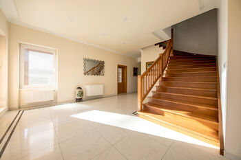 Prodej domu 636 m², Chlumčany