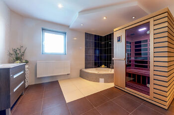 Prodej domu 636 m², Chlumčany