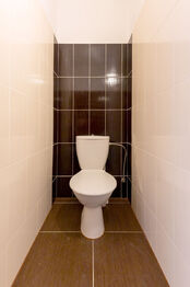 Prodej domu 636 m², Chlumčany