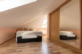 Prodej domu 636 m², Chlumčany