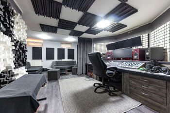 Prodej domu 636 m², Chlumčany