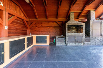 Prodej domu 636 m², Chlumčany