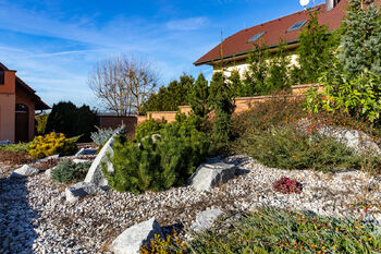 Prodej domu 636 m², Chlumčany