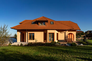 Prodej domu 636 m², Chlumčany