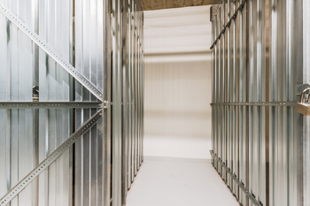 Sklepní kóje - Pronájem bytu 1+kk v osobním vlastnictví 38 m², Praha 5 - Smíchov