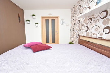 Prodej bytu 2+kk v osobním vlastnictví 50 m², Praha 6 - Vokovice