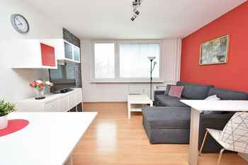 Prodej bytu 2+kk v osobním vlastnictví 50 m², Praha 6 - Vokovice