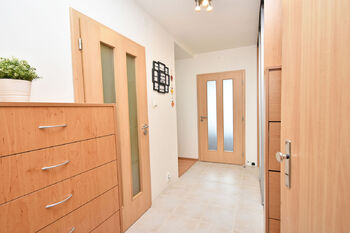 Prodej bytu 2+kk v osobním vlastnictví 50 m², Praha 6 - Vokovice