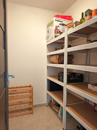 Komora / špajz.  - Prodej domu 157 m², Kly