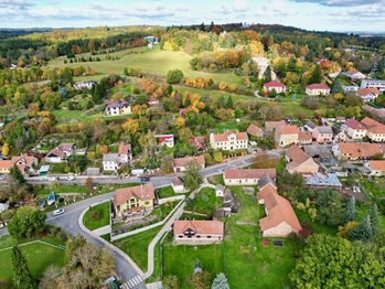 Krásná příroda v bezprostředním okolí - Prodej domu 179 m², Ondřejov